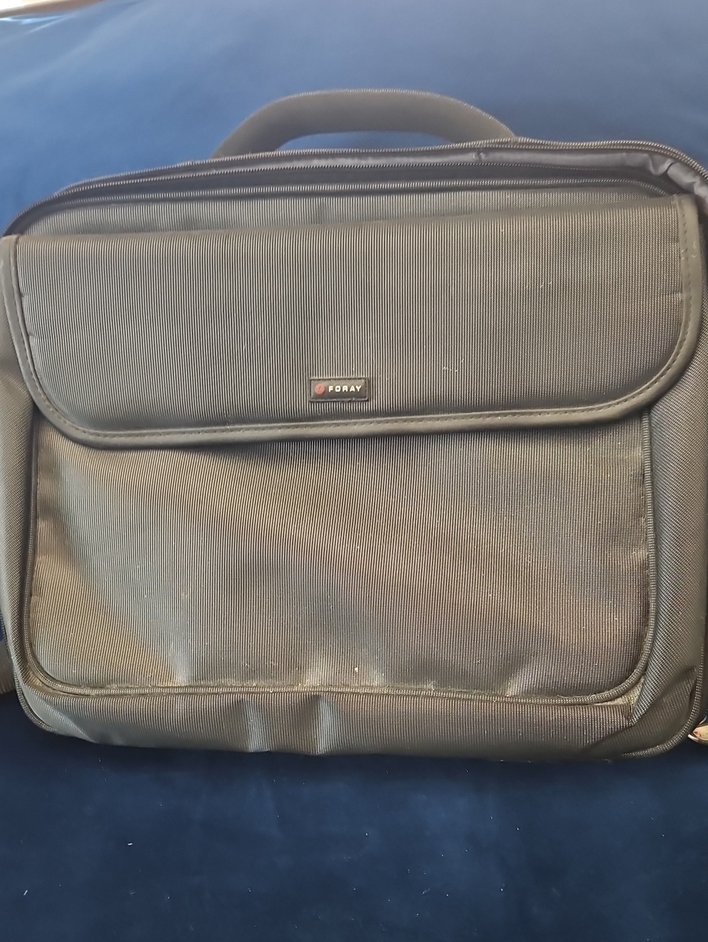 FORAY Men's Black Laptop Messenger